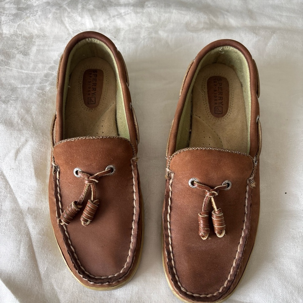 Perry  Woman Tan Boat Shoes